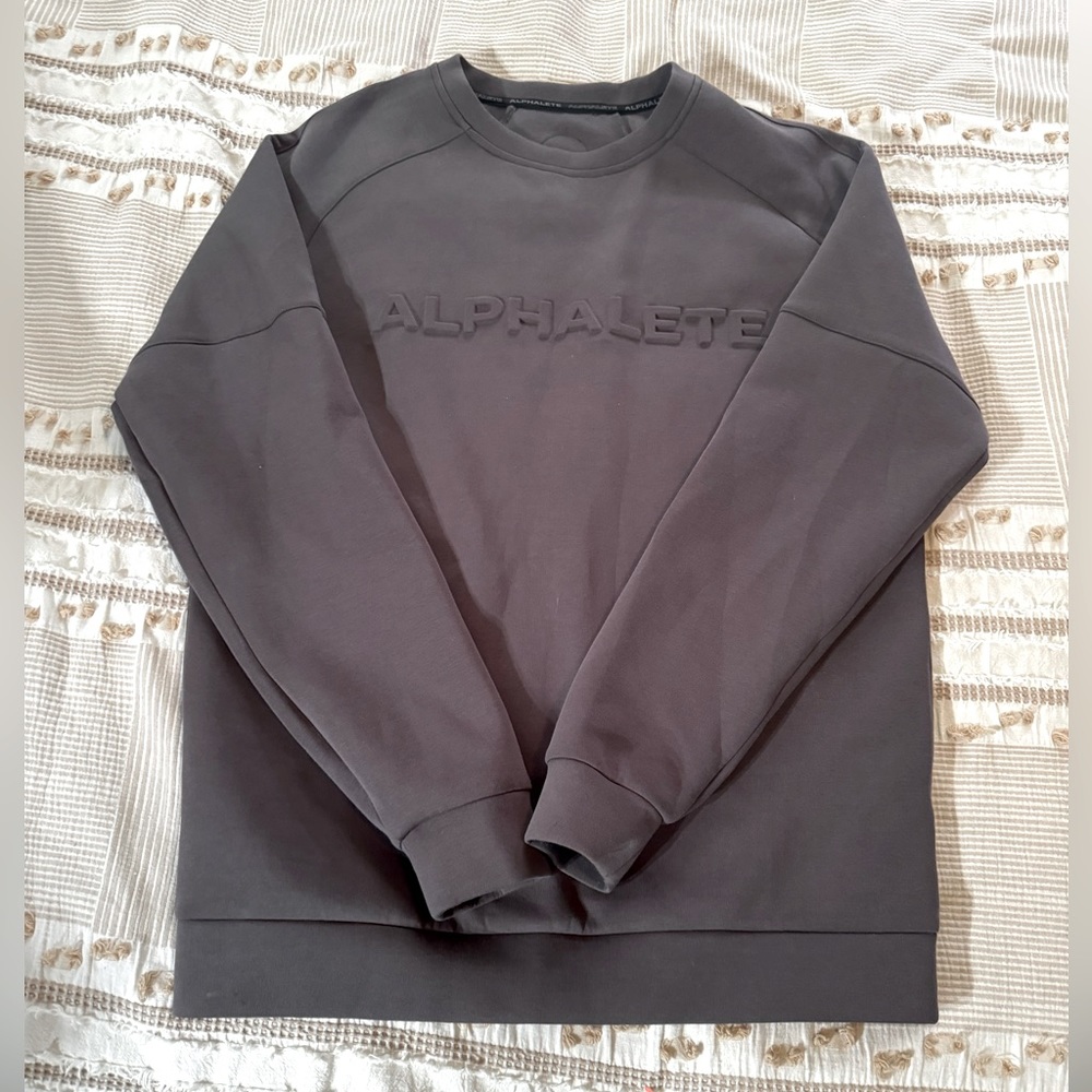 Alphalete Crew Neck